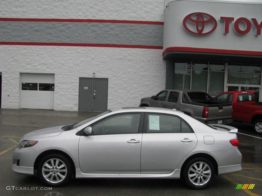 2009 Corolla S - Classic Silver Metallic / Dark Charcoal photo #2
