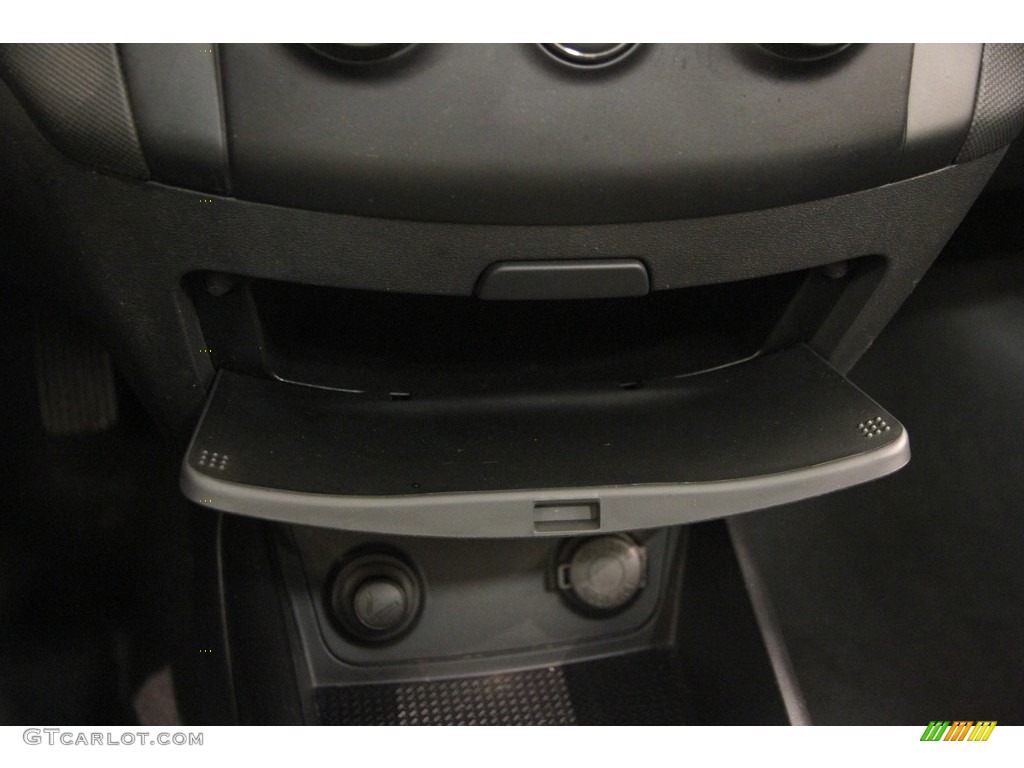 2009 Elantra Touring - Quicksilver / Black photo #11