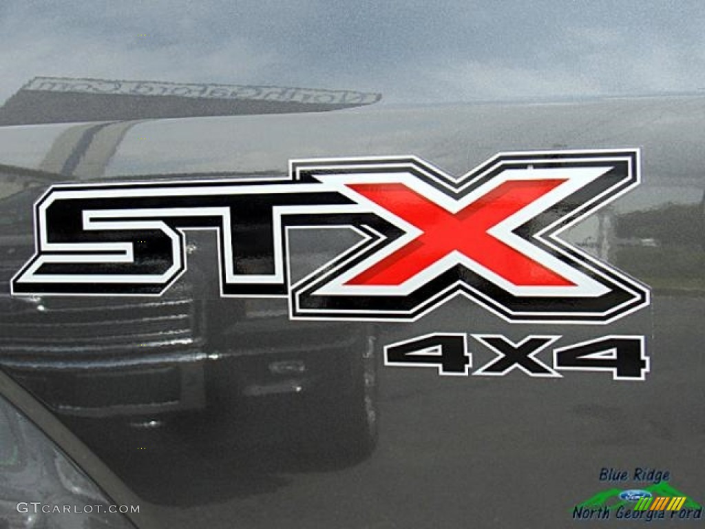 2017 F150 XL SuperCab 4x4 - Magnetic / Black photo #30