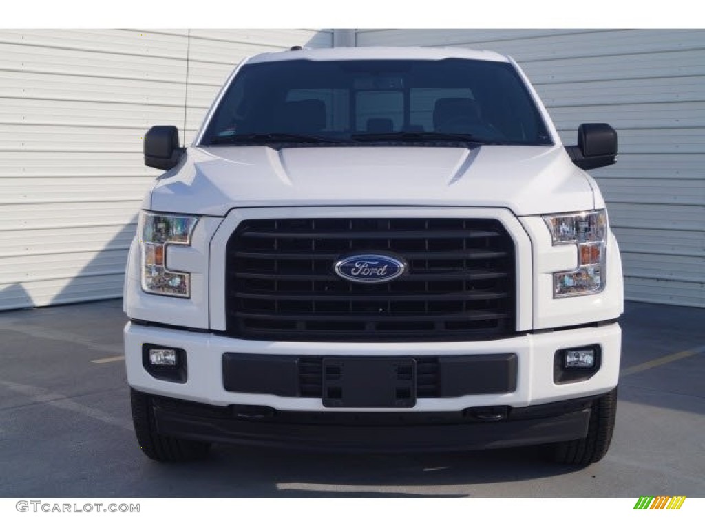 2017 F150 XLT SuperCrew 4x4 - Oxford White / Black photo #2