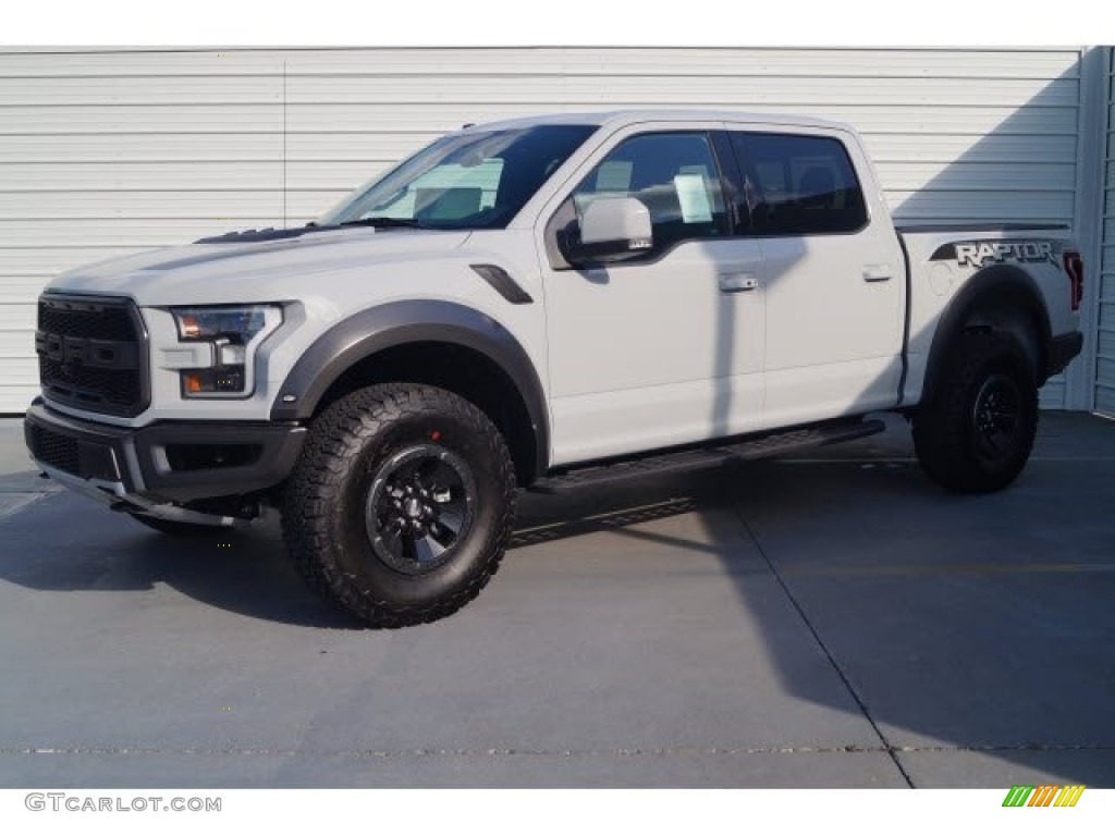 2017 F150 SVT Raptor SuperCrew 4x4 - Avalanche / Raptor Black photo #3