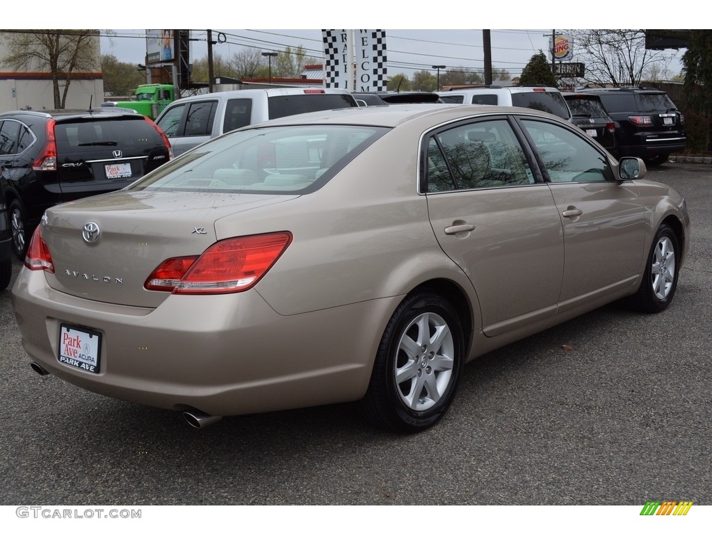 2007 Avalon XL - Desert Sand Mica / Ivory photo #3