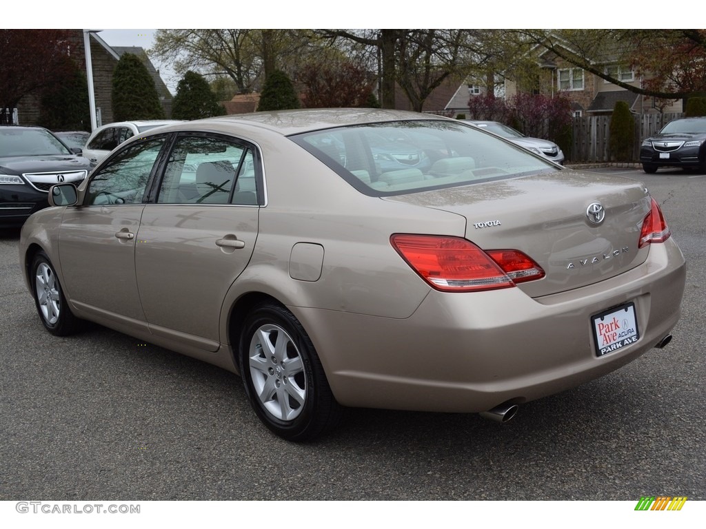 2007 Avalon XL - Desert Sand Mica / Ivory photo #5