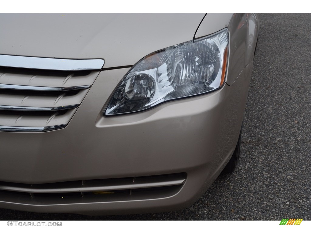 2007 Avalon XL - Desert Sand Mica / Ivory photo #30