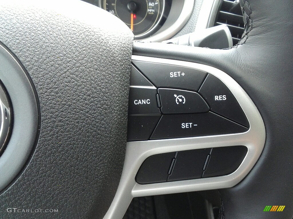 2017 Cherokee Trailhawk 4x4 - Bright White / Black photo #15