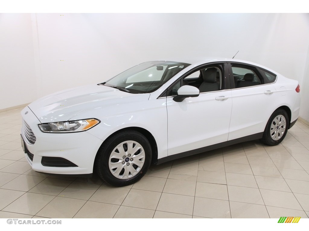 2013 Fusion S - Oxford White / Earth Gray photo #3