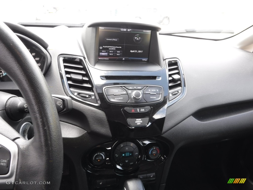 2014 Fiesta SE Sedan - Performance Blue / Charcoal Black photo #14