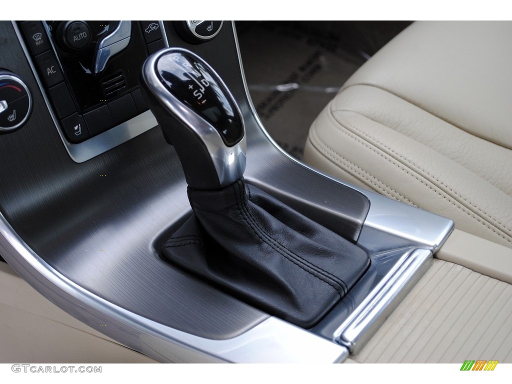 2014 Volvo S60 T5 Transmission Photos