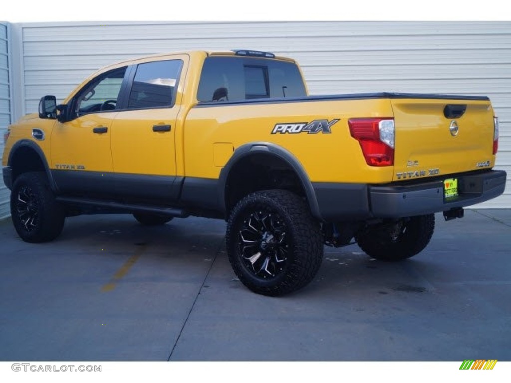 2016 TITAN XD PRO-4X Crew Cab 4x4 - Solar Flare Yellow / Black photo #5