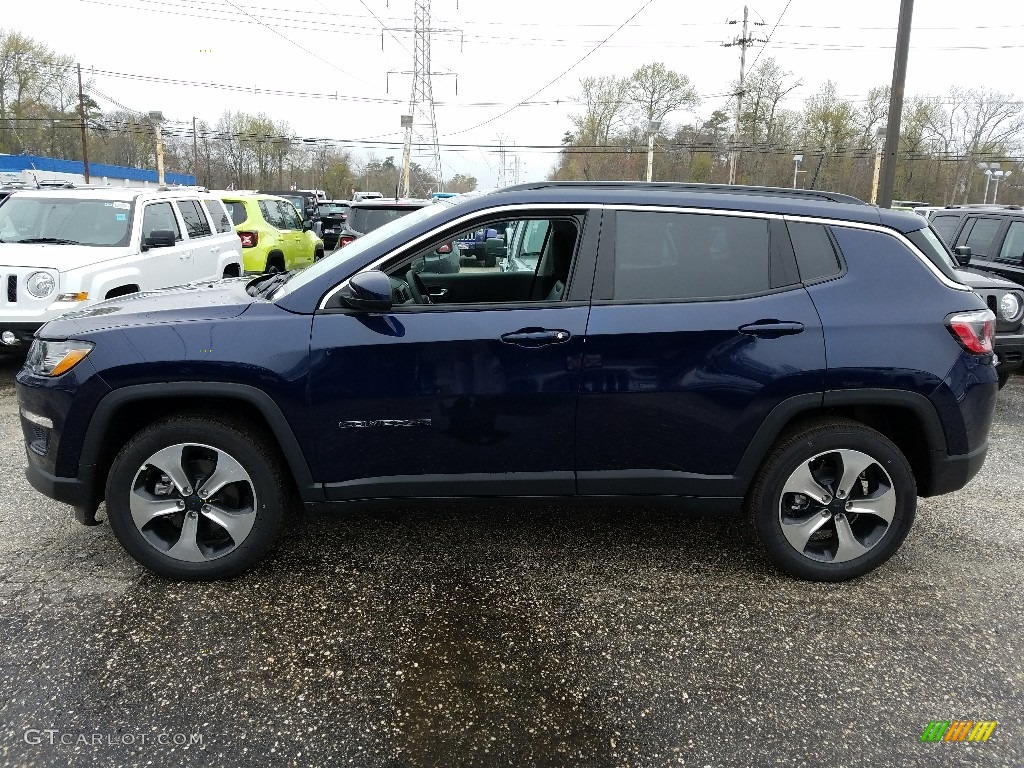 2017 Compass Latitude 4x4 - True Blue Pearl / Black photo #3