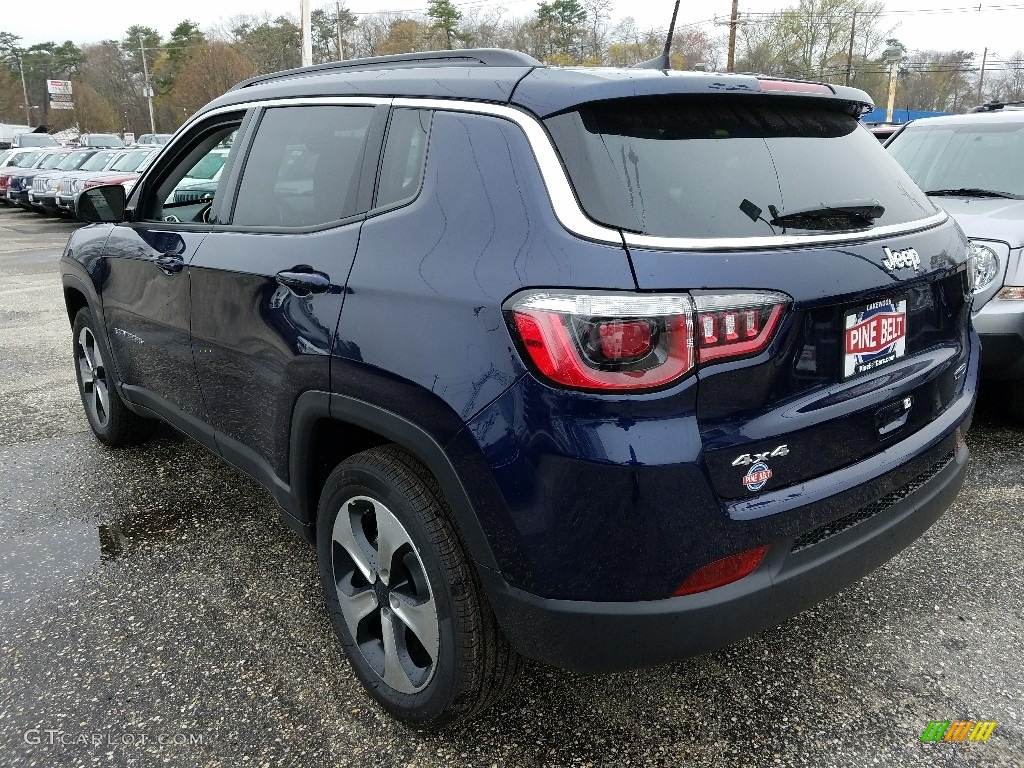 2017 Compass Latitude 4x4 - True Blue Pearl / Black photo #4