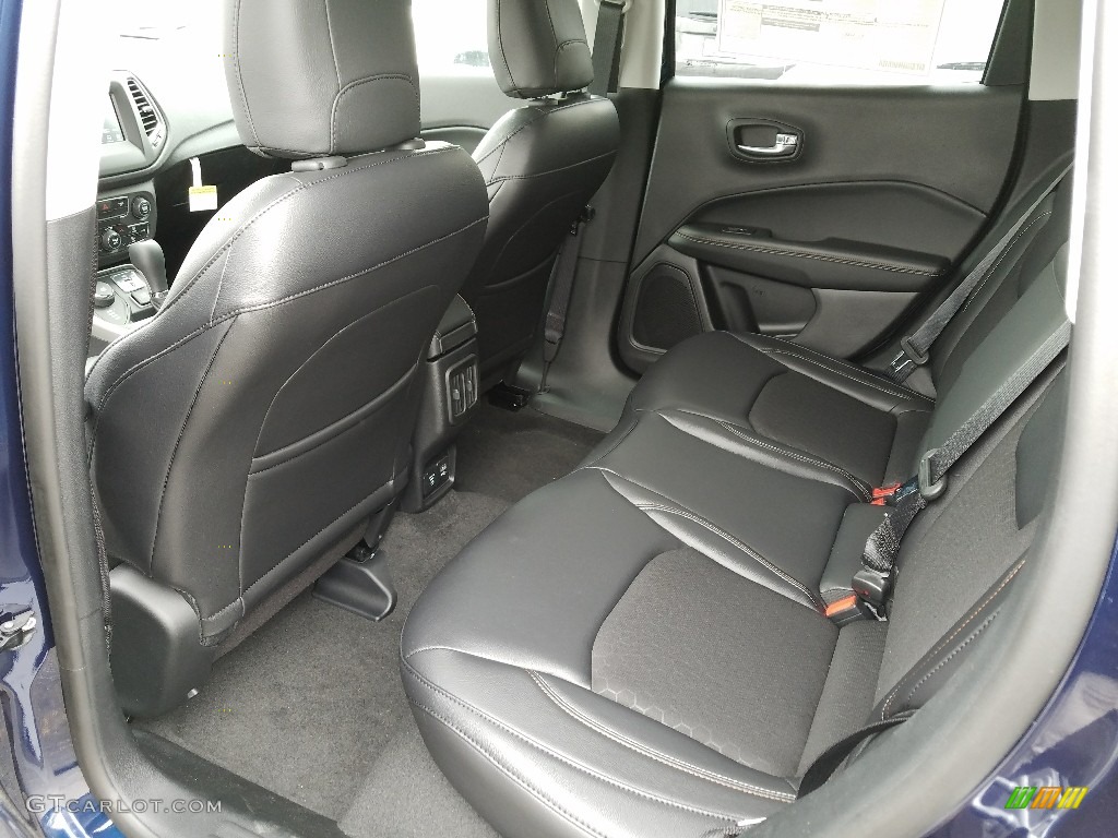 2017 Compass Latitude 4x4 - True Blue Pearl / Black photo #8