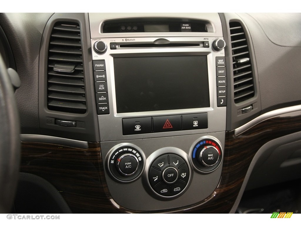 2012 Hyundai Santa Fe SE V6 AWD Controls Photos