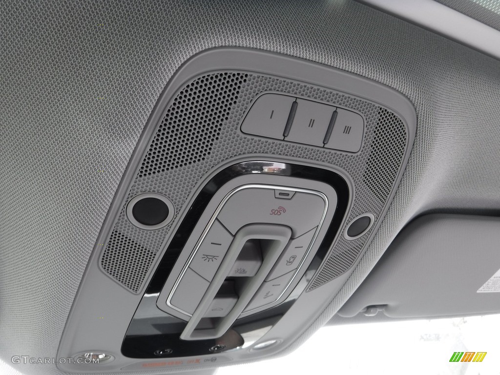 2018 Audi Q5 2.0 TFSI Premium quattro Controls Photo #120042294