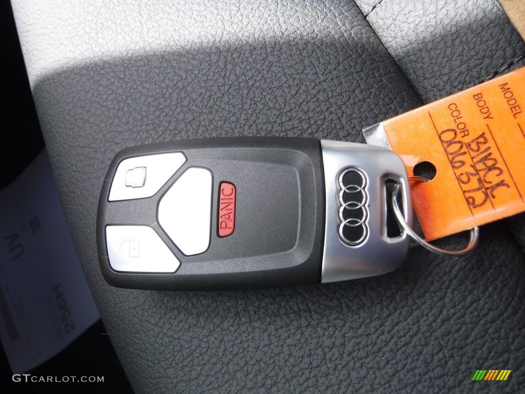 2018 Audi Q5 2.0 TFSI Premium quattro Keys Photo #120042408