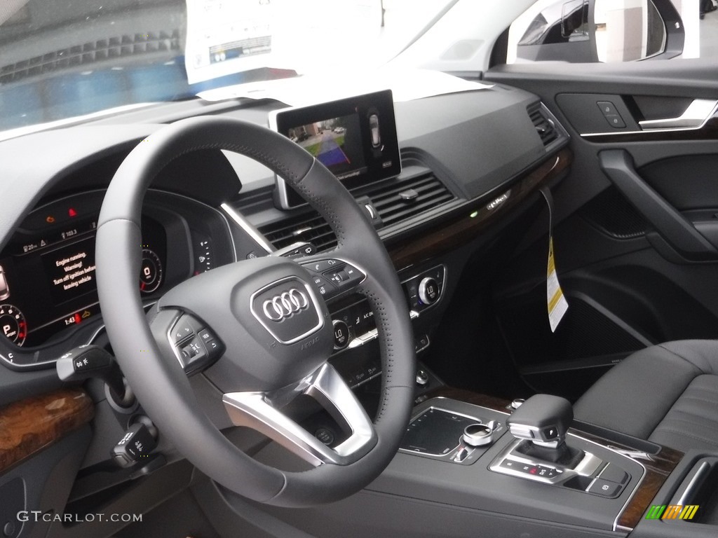 2018 Q5 2.0 TFSI Premium Plus quattro - Mythos Black Metallic / Black photo #19