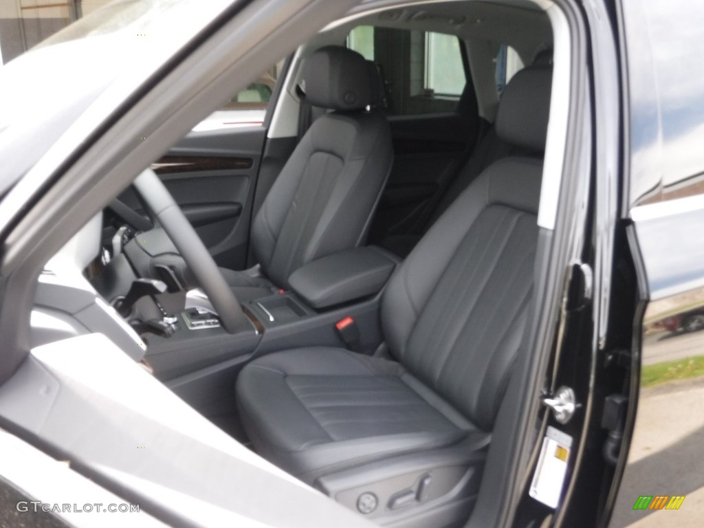 2018 Audi Q5 2.0 TFSI Premium Plus quattro Front Seat Photo #120043158