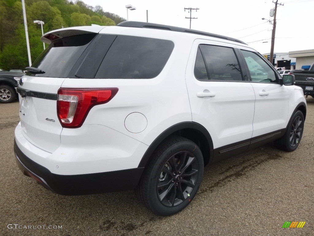 2017 Explorer XLT 4WD - Oxford White / Sport Appearance Dark Earth Gray photo #2