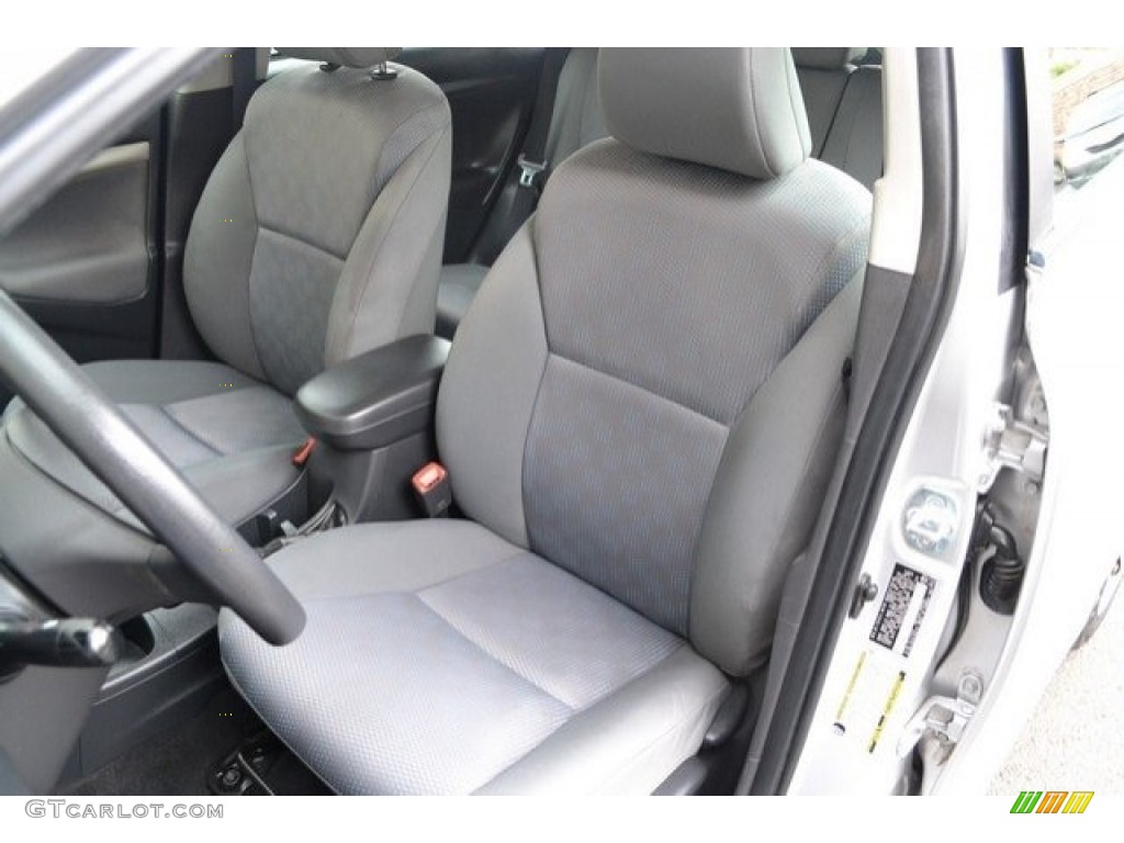2010 Matrix 1.8 - Classic Silver Metallic / Ash Gray photo #11