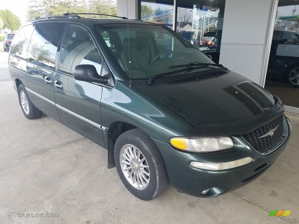 Shale Green Metallic 2000 Chrysler Town & Country Limited Exterior Photo #120044788
