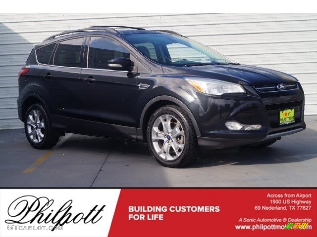 Tuxedo Black Metallic Ford Escape