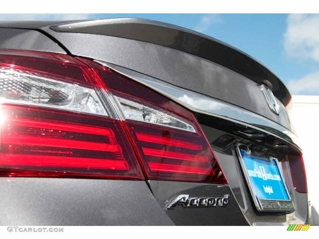 2017 Accord Sport Sedan - Modern Steel Metallic / Black photo #3
