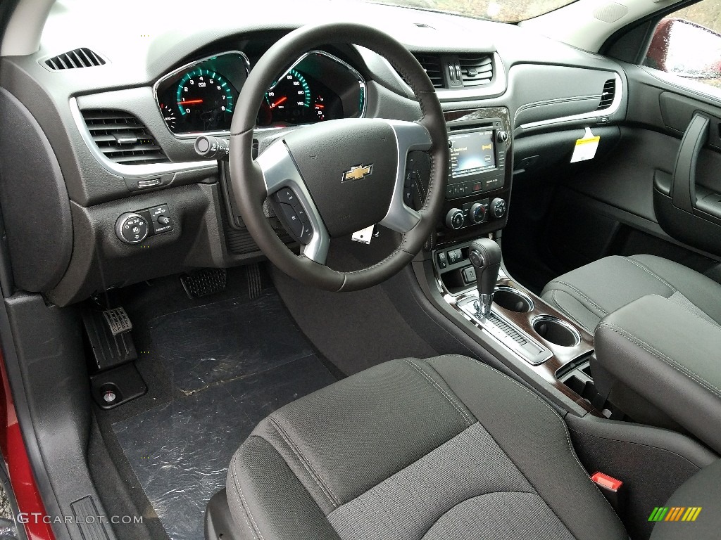 Ebony Interior 2017 Chevrolet Traverse LT Photo #120055566