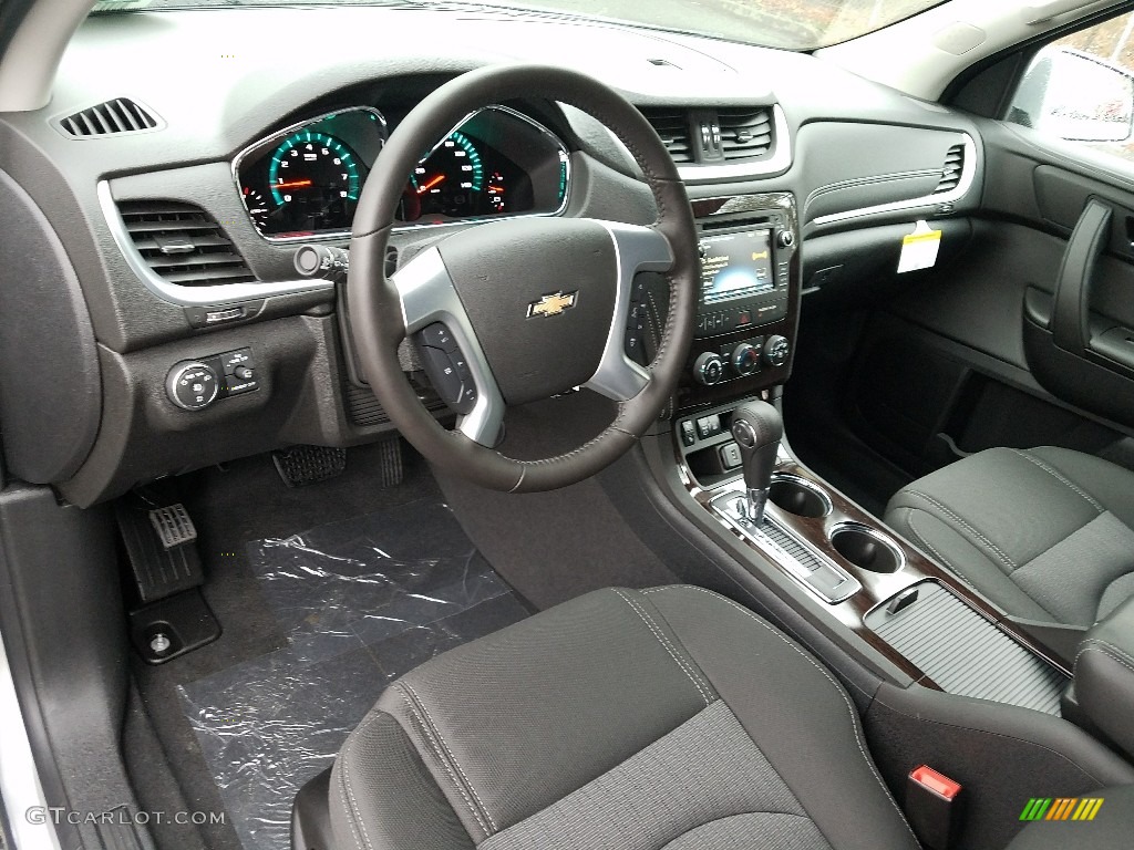 Ebony Interior 2017 Chevrolet Traverse LT Photo #120055905