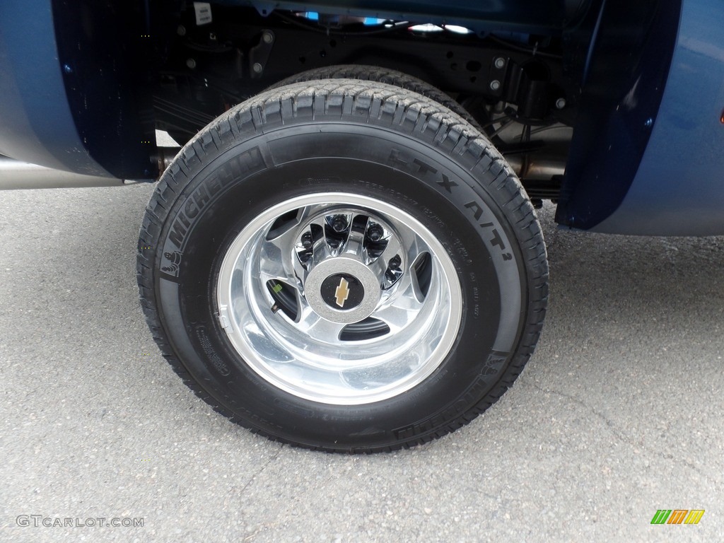 2017 Chevrolet Silverado 3500HD High Country Crew Cab Dual Rear Wheel 4x4 Wheel Photo #120056103