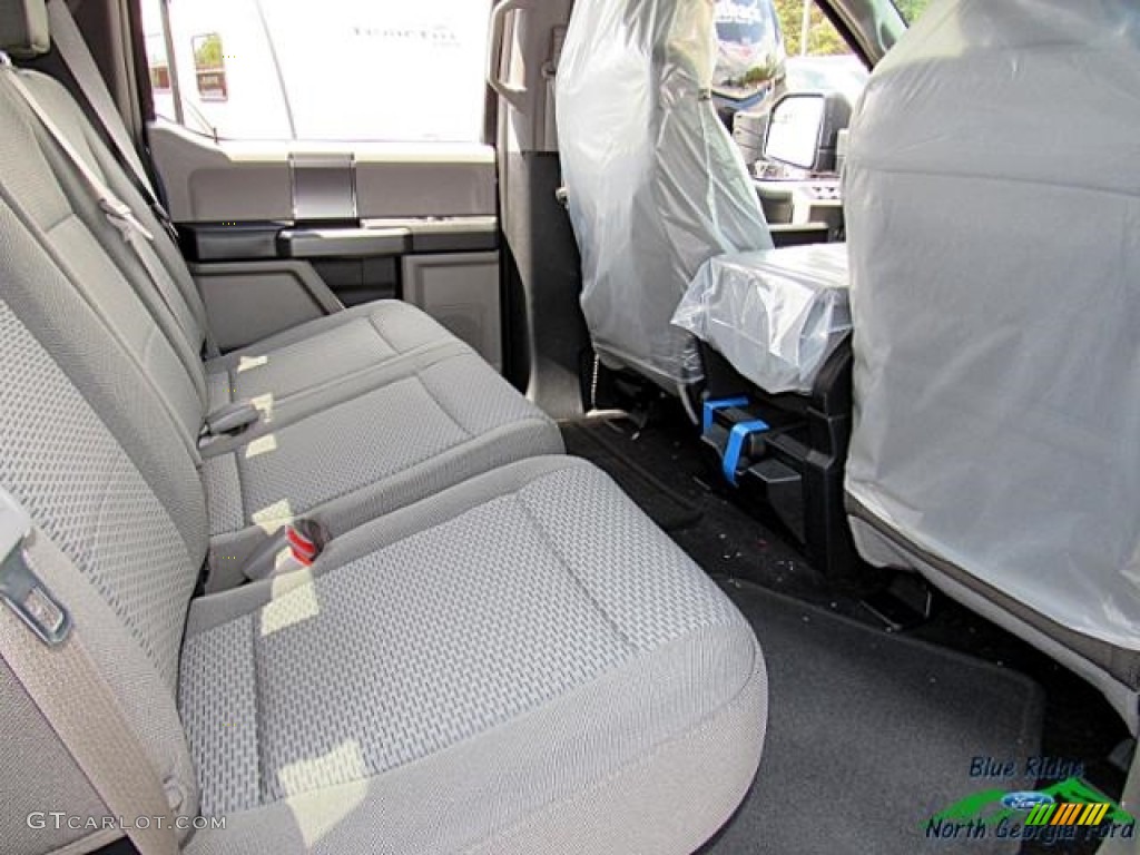 2017 F150 XLT SuperCrew 4x4 - Blue Jeans / Earth Gray photo #35