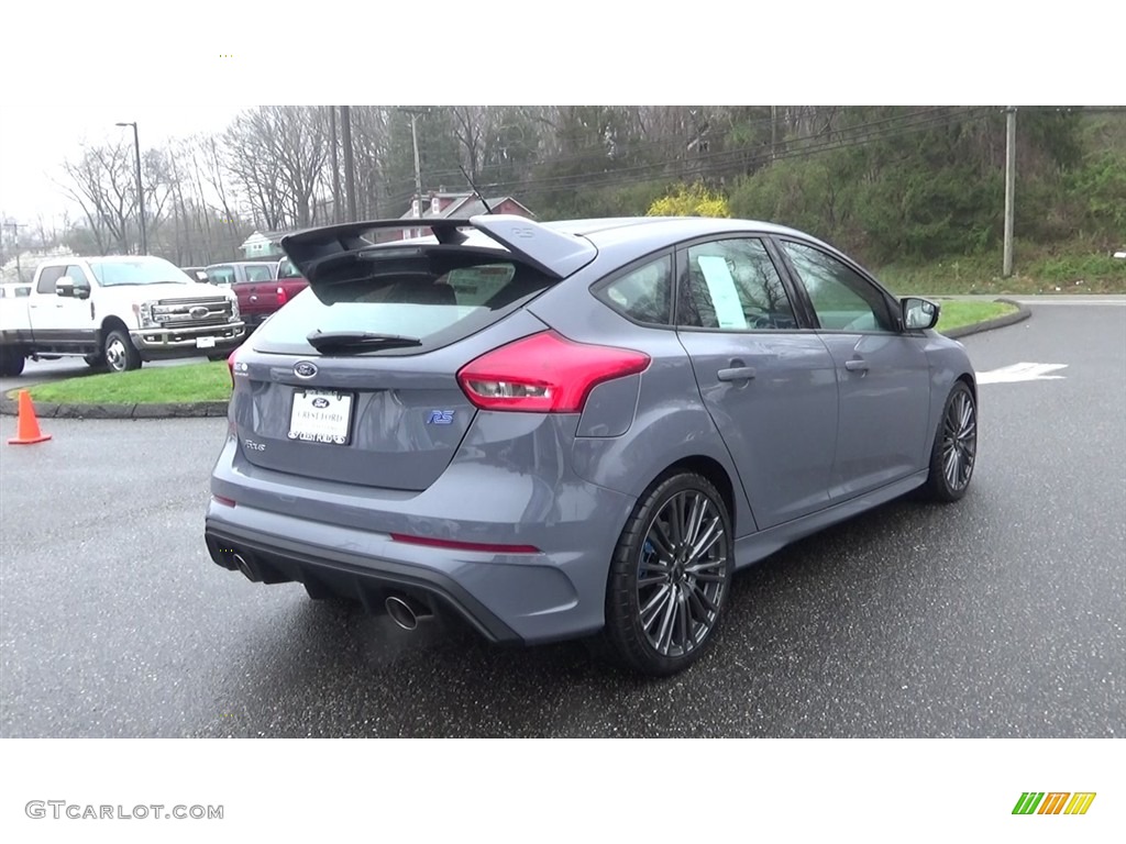 2017 Focus RS Hatch - Stealth Gray / Charcoal Black Recaro Leather photo #7