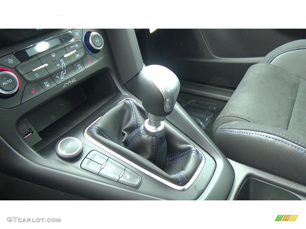2017 Focus RS Hatch - Stealth Gray / Charcoal Black Recaro Leather photo #18