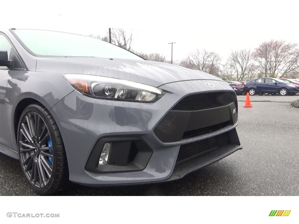 2017 Focus RS Hatch - Stealth Gray / Charcoal Black Recaro Leather photo #30