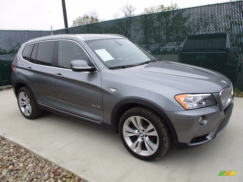 Space Gray Metallic BMW X3