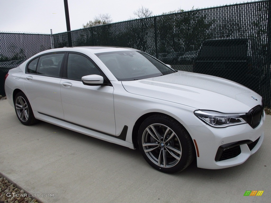 2018 7 Series 750i xDrive Sedan - Mineral White Metallic / Mocha photo #1