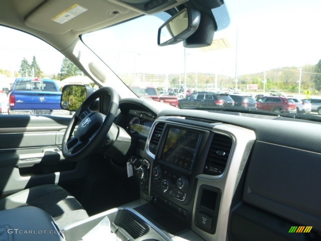 2017 1500 Big Horn Crew Cab 4x4 - Delmonico Red Pearl / Black/Diesel Gray photo #10