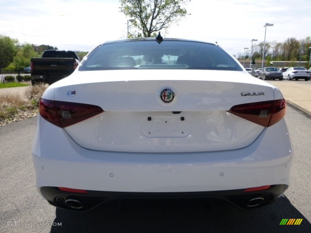 2017 Alfa Romeo Giulia AWD Marks and Logos Photo #120070512