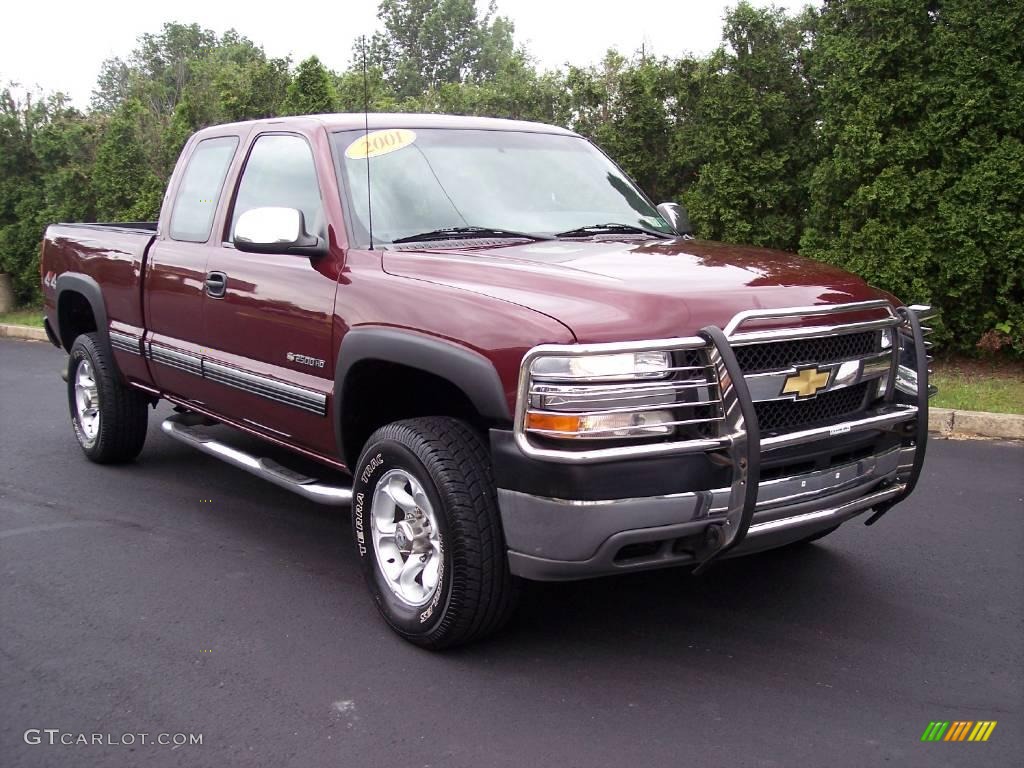 2001 Silverado 2500HD LS Extended Cab 4x4 - Dark Carmine Red Metallic / Graphite photo #21