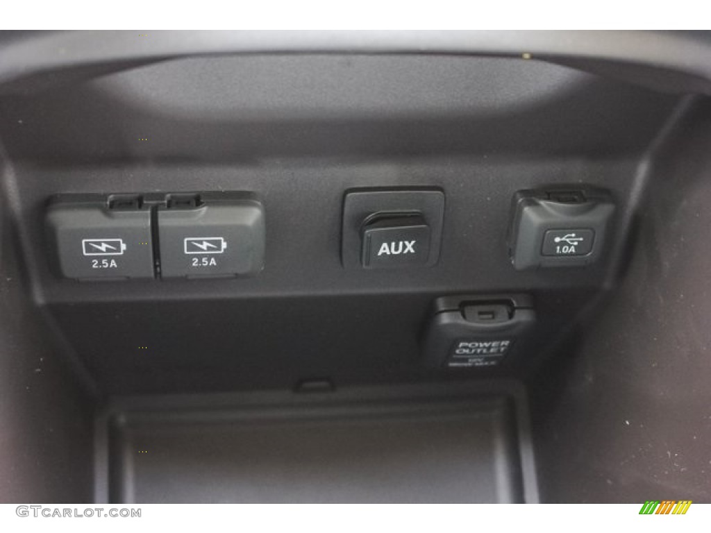 2017 MDX Advance SH-AWD - White Diamond Pearl / Parchment photo #44