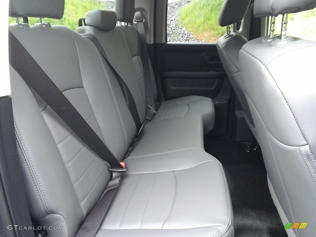 2017 1500 Express Quad Cab 4x4 - Granite Crystal Metallic / Black/Diesel Gray photo #28