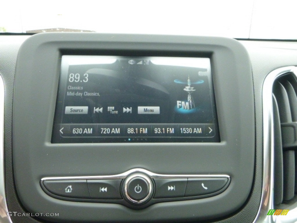 2018 Chevrolet Equinox LS Controls Photo #120074659