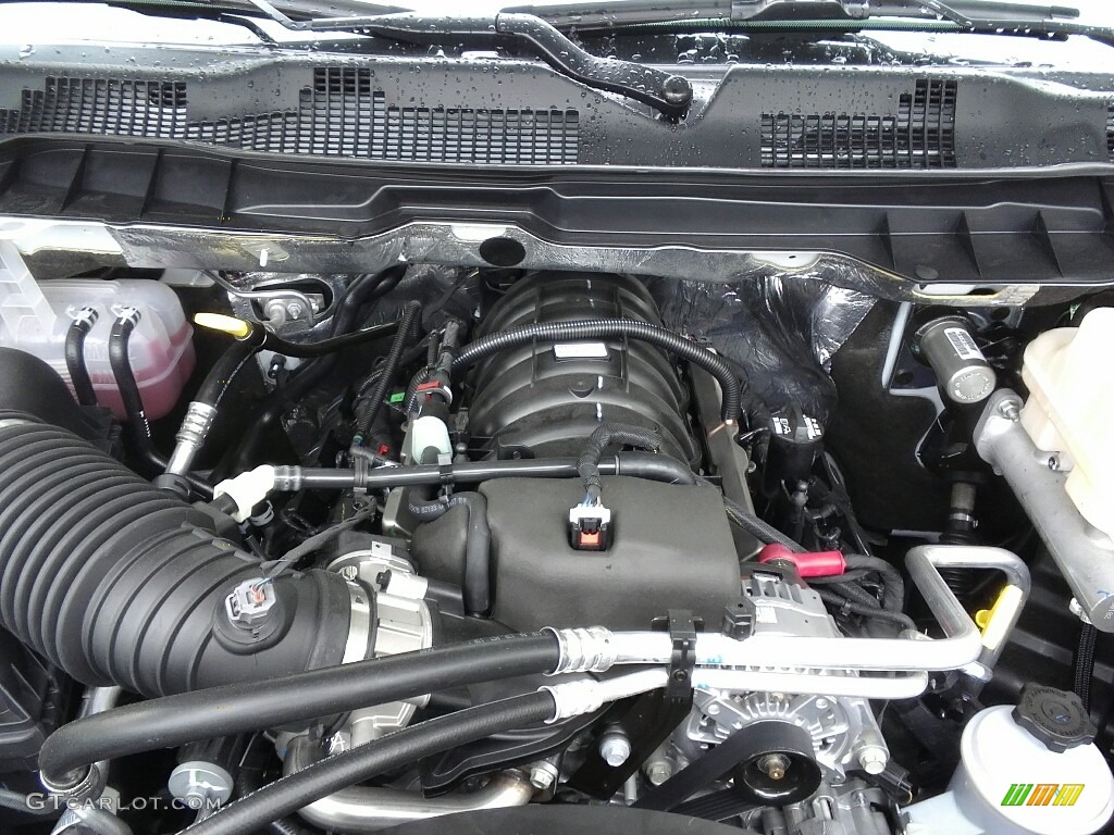 2017 Ram 4500 Tradesman Crew Cab 4x4 Chassis Engine Photos