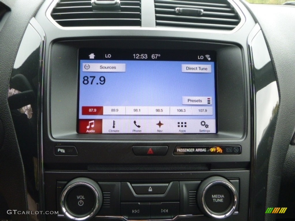 2017 Explorer XLT 4WD - White Platinum / Ebony Black photo #15