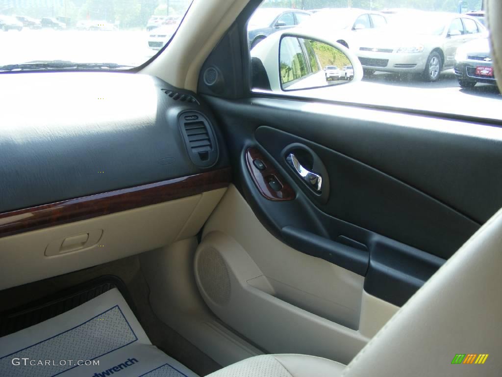 2007 Malibu LTZ Sedan - White / Cashmere Beige photo #20