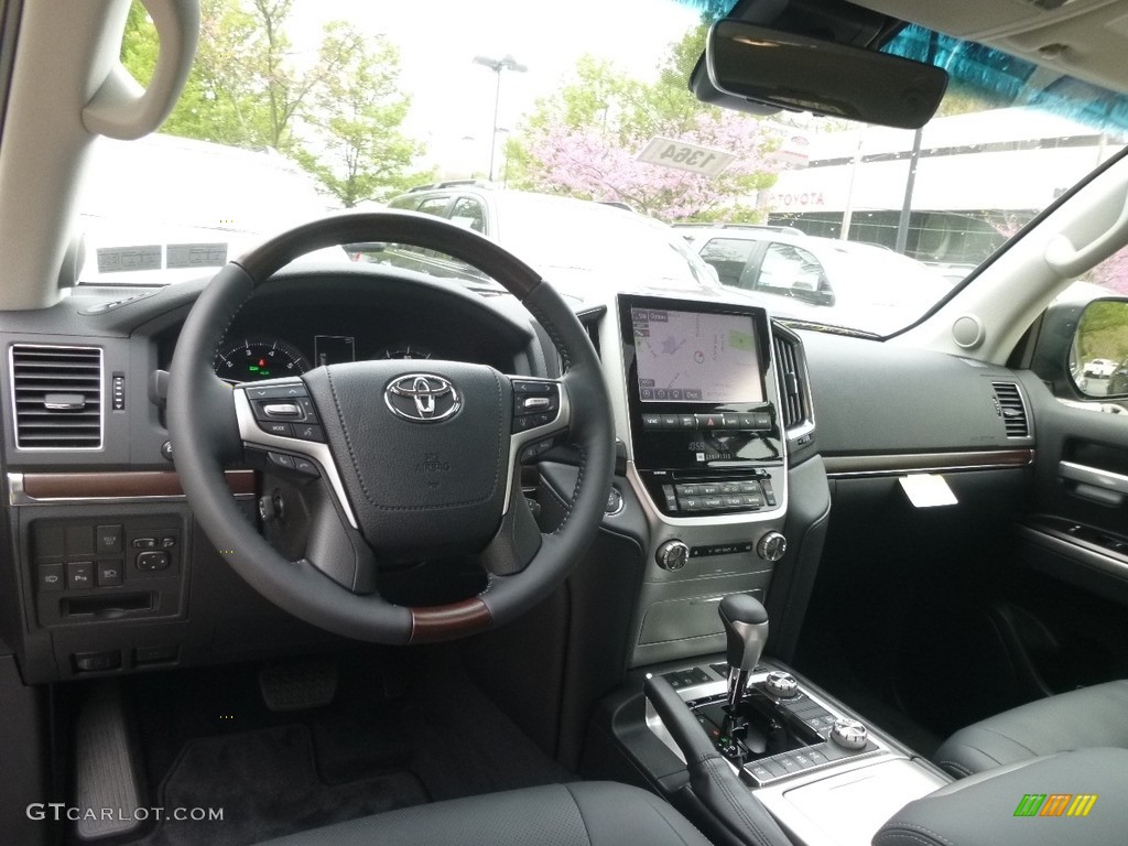 2017 Toyota Land Cruiser 4WD Black Dashboard Photo #120097371
