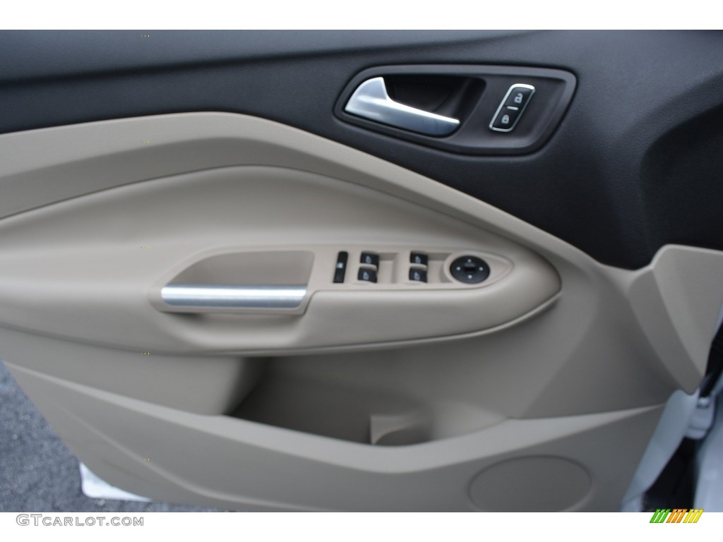 2014 Escape SE 2.0L EcoBoost - Oxford White / Medium Light Stone photo #8