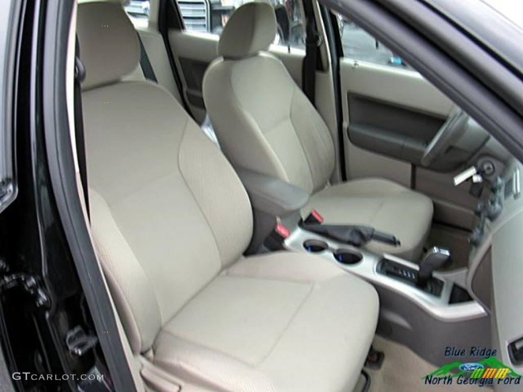2010 Focus SES Sedan - Ebony Black / Medium Stone photo #12