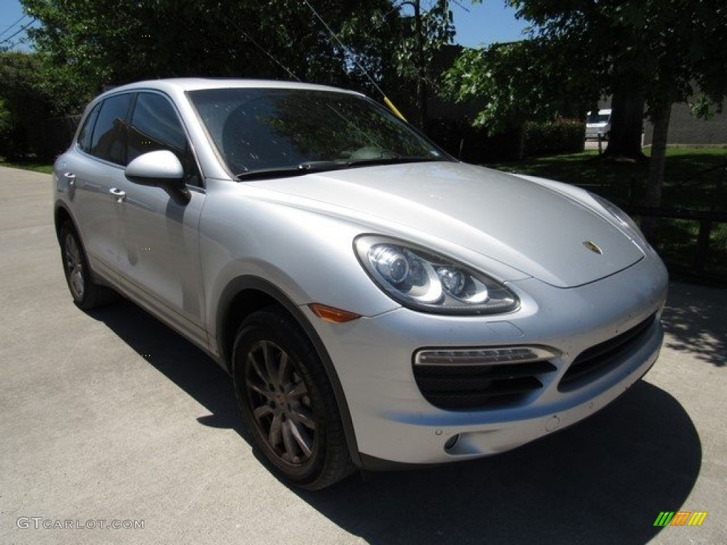 2011 Cayenne S - Classic Silver Metallic / Black photo #2