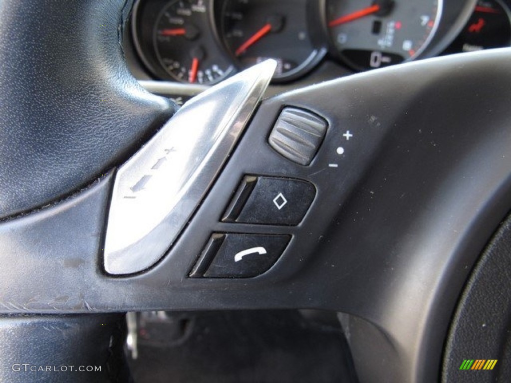 2011 Cayenne S - Classic Silver Metallic / Black photo #34