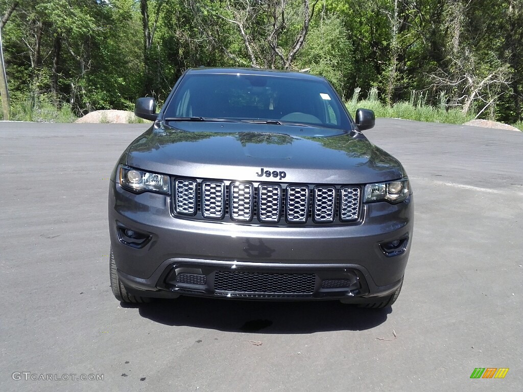 2017 Grand Cherokee Laredo 4x4 - Granite Crystal Metallic / Black photo #3